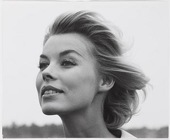 ROLF WINQUIST, gelatinsilverfotografi porträtt av Marita Lindholm. Vintage. Copyrightstämpel a tergo.