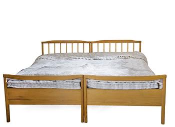 122. A PAIR OF PINE BEDS,