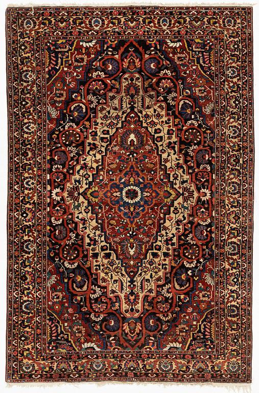 A Carpet, Bakhtiari, circa 325 x 215 cm.