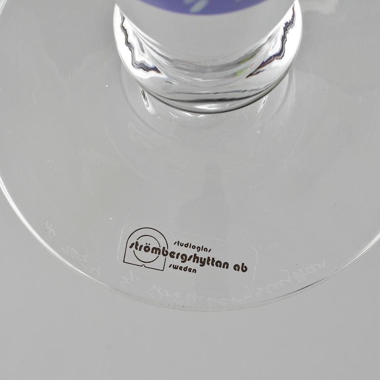 KARAFF, glas, Anna Örnberg, Strömbergshyttan, signerad samt numrerad 9654.