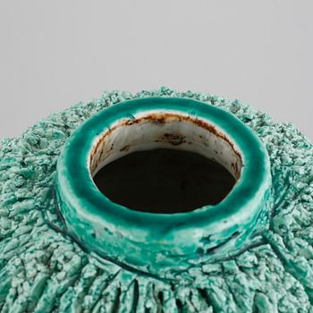 GUNNAR NYLUND, vas, chamotte, Rörstrand, 1900-talets mitt.