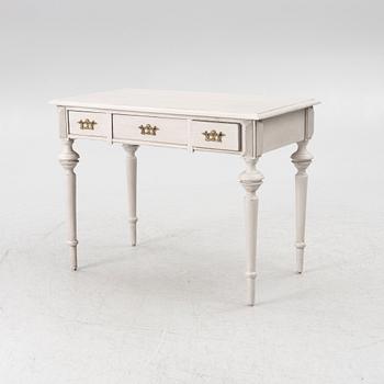A writing desk from around the year 1900.