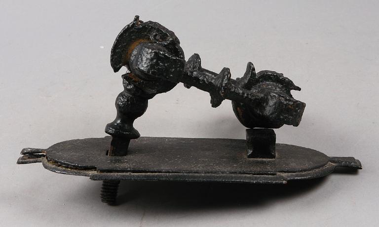 DÖRRKLÄPP, smidesjärn, allmoge, trol Hälsingland och 1800-tal.