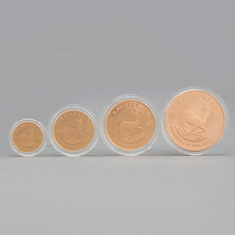 SAMLARMYNT, 4 st, 22 k guld, "Star of Africa Krugerrand Set", numrerad 477/700. Tot guldvikt 63 g.