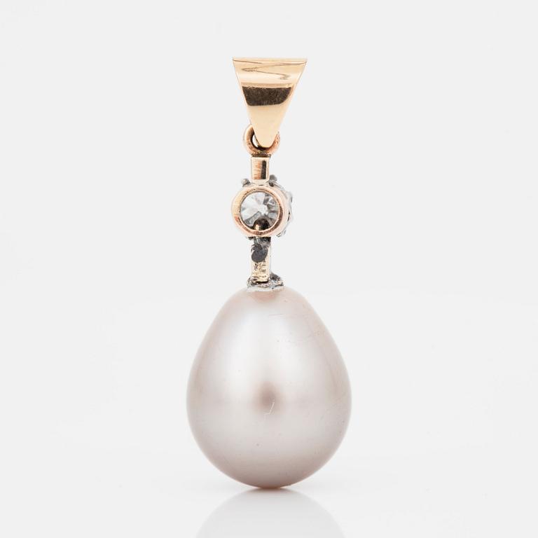 A grey natural saltwater pearl and old-cut diamond pendant. Diamond circa 0.20 ct.