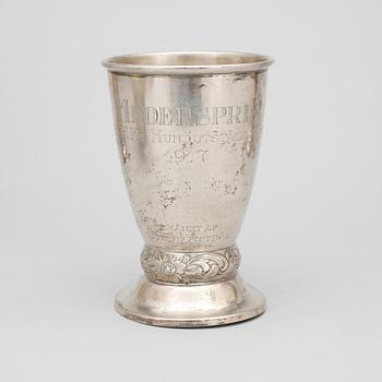 PARTI BÄGARE, 4 st, silver, bla MGAB, Uppsala, 1900-tal. Total vikt ca 887 g.