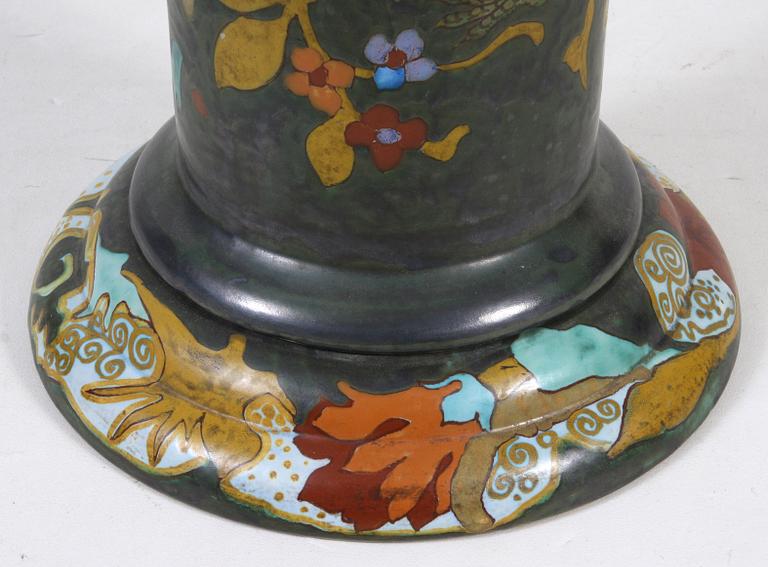 PIEDESTAL, majolika, Gouda, Holland, 1900-talets första hälft.