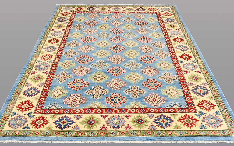 MATTA, Kazak design 300 x 198 cm.