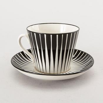 EUGEN TROST, 10 koppar med 12 fat, flintgods, "Zebra", Gefle, 1955-1967.