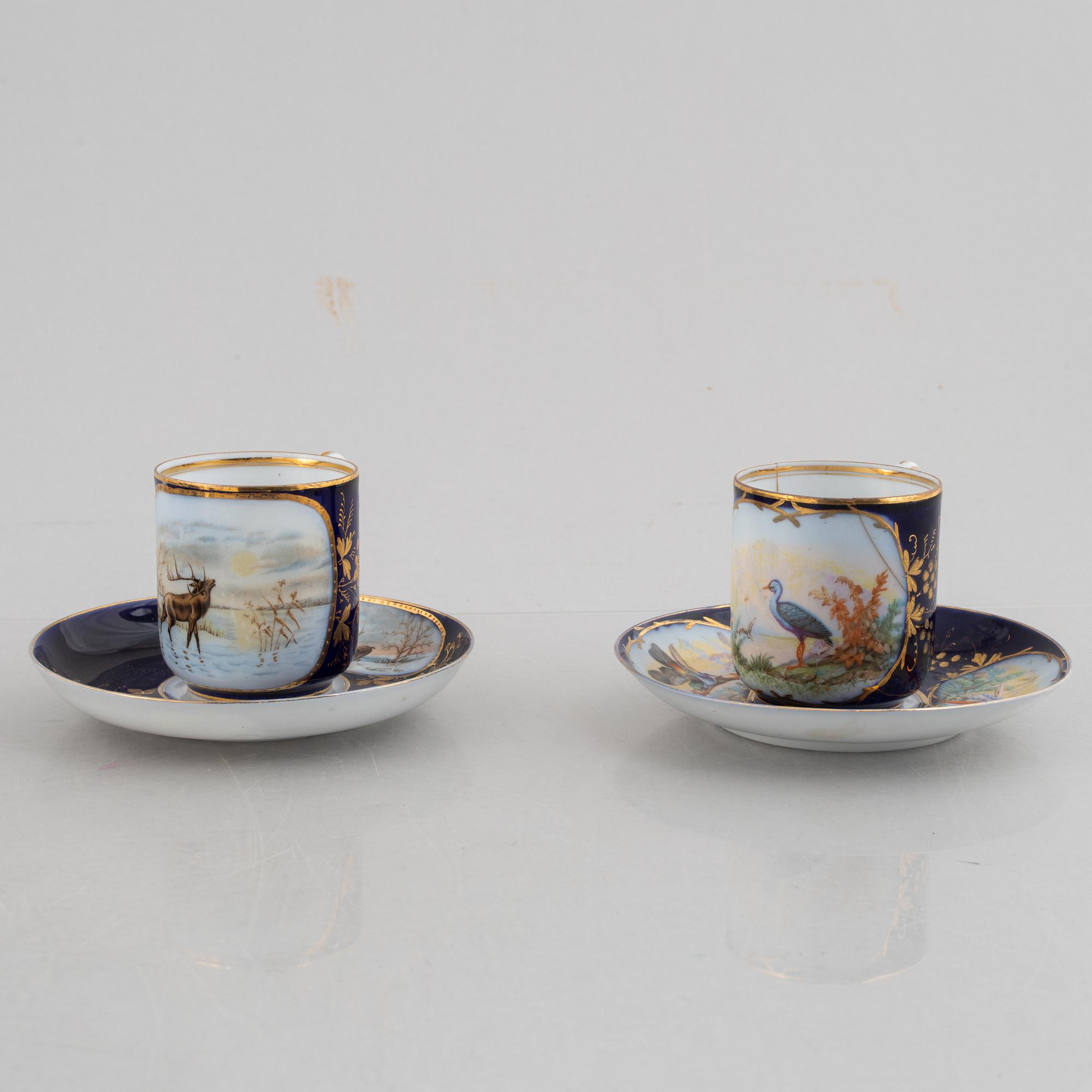 A set of nine porcelain coffee cups with saucers, Kuznetsov, Russia (1891-1917).