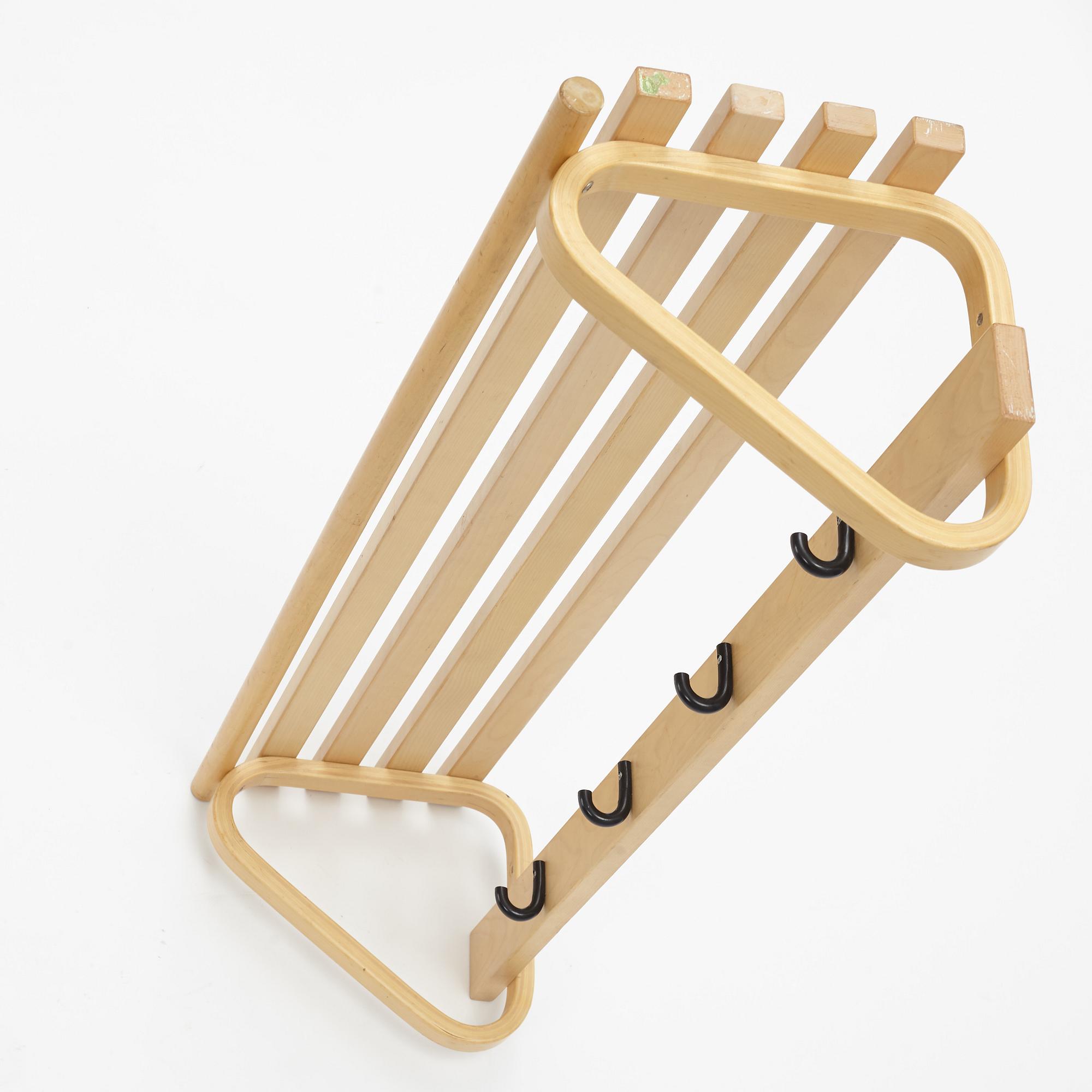 Alvar Aalto, hatthylla, modell 109, Artek, Finland.