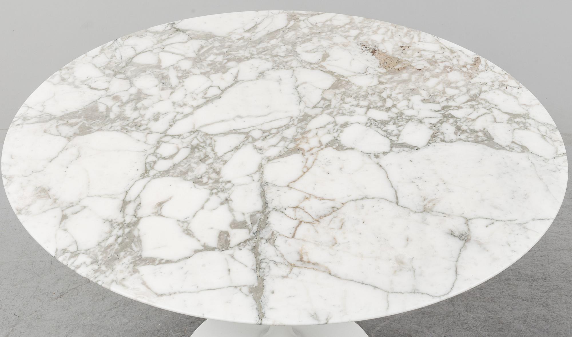 EERO SAARINEN, 'Tulip' table, Knoll.