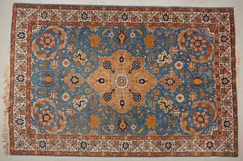 MATTA, semiantik, Täbriz, 207x312 cm.