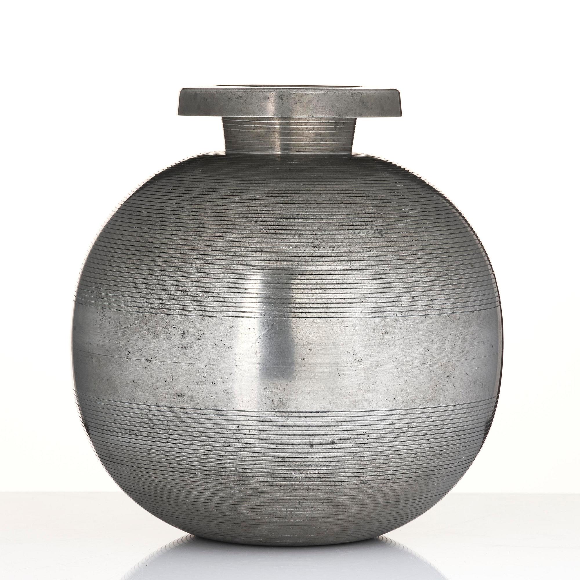 Sylvia Stave, a pewter vase model 5496, C.G. Hallberg, Stockholm, 1934.