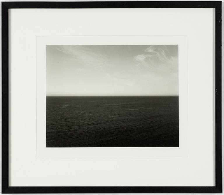Hiroshi Sugimoto, "Tasman Sea Ngarupupu", 1990.