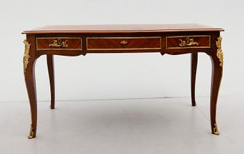 SKRIVBORD, rokokostil, 1900-talets mitt.