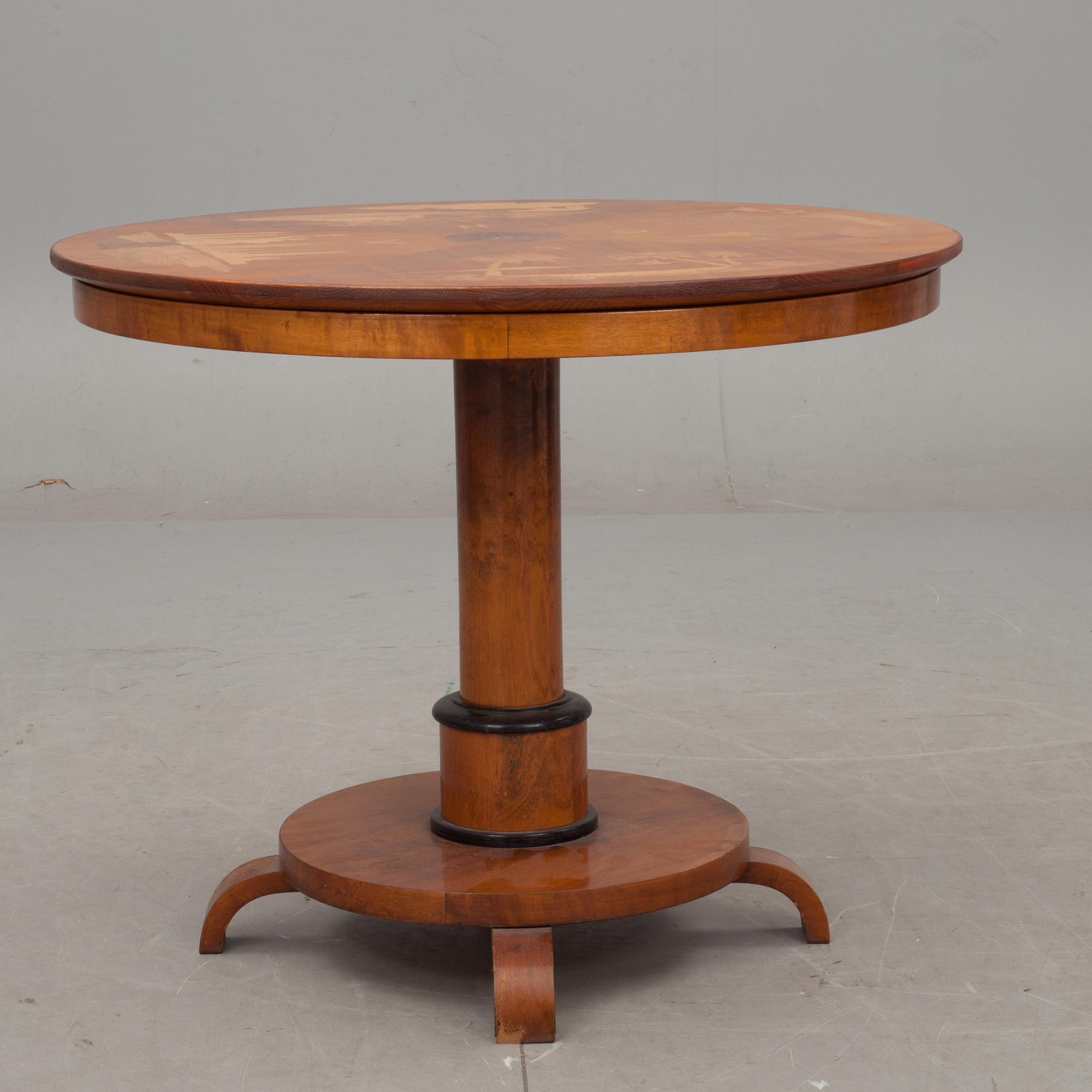 SOFFBORD, intarsia. 1930/40 -tal.