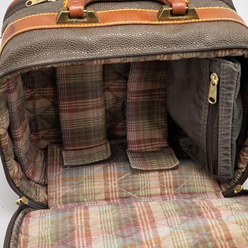 Mulberry, a Scotch Grain beauty box.
