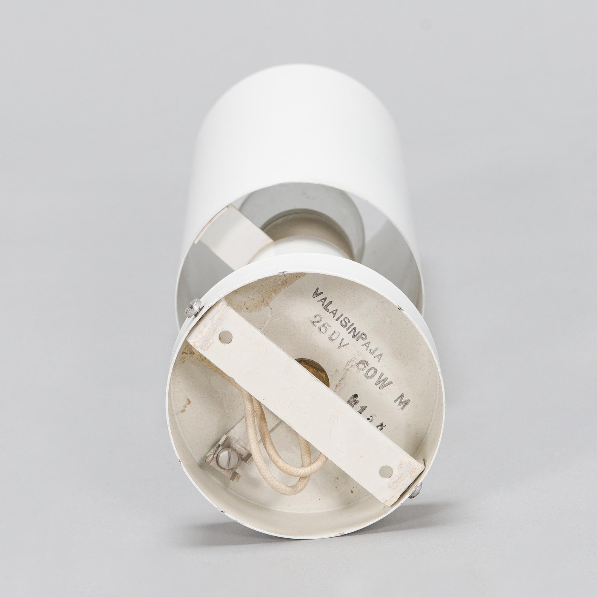 A wall / ceiling light model 158 for Valaisinpaja.