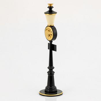 Jaeger-LeCoultre, "Rue De La Paix", table clock, 28 cm.