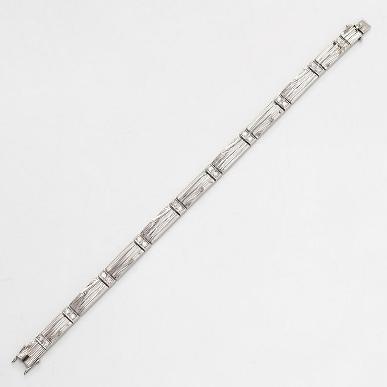 Björn Weckström, a platinum bracelet, 'Arno', with diamonds totalling 0.60 ct according to engraving. Lapponia 1982.