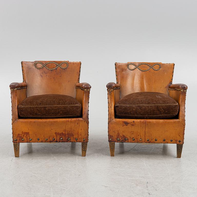 A pair of armchairs, first half of the 20th Century.