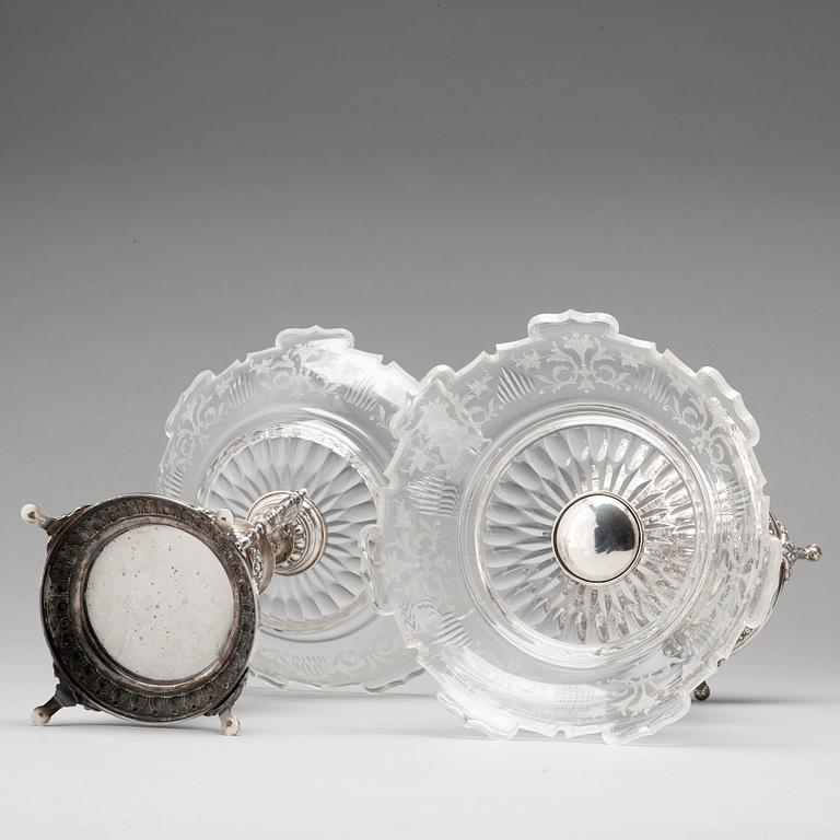 A pair of Swedish 19th century silver and glass tazza, mark of Gustaf Möllenborg, Stockholm 1882.