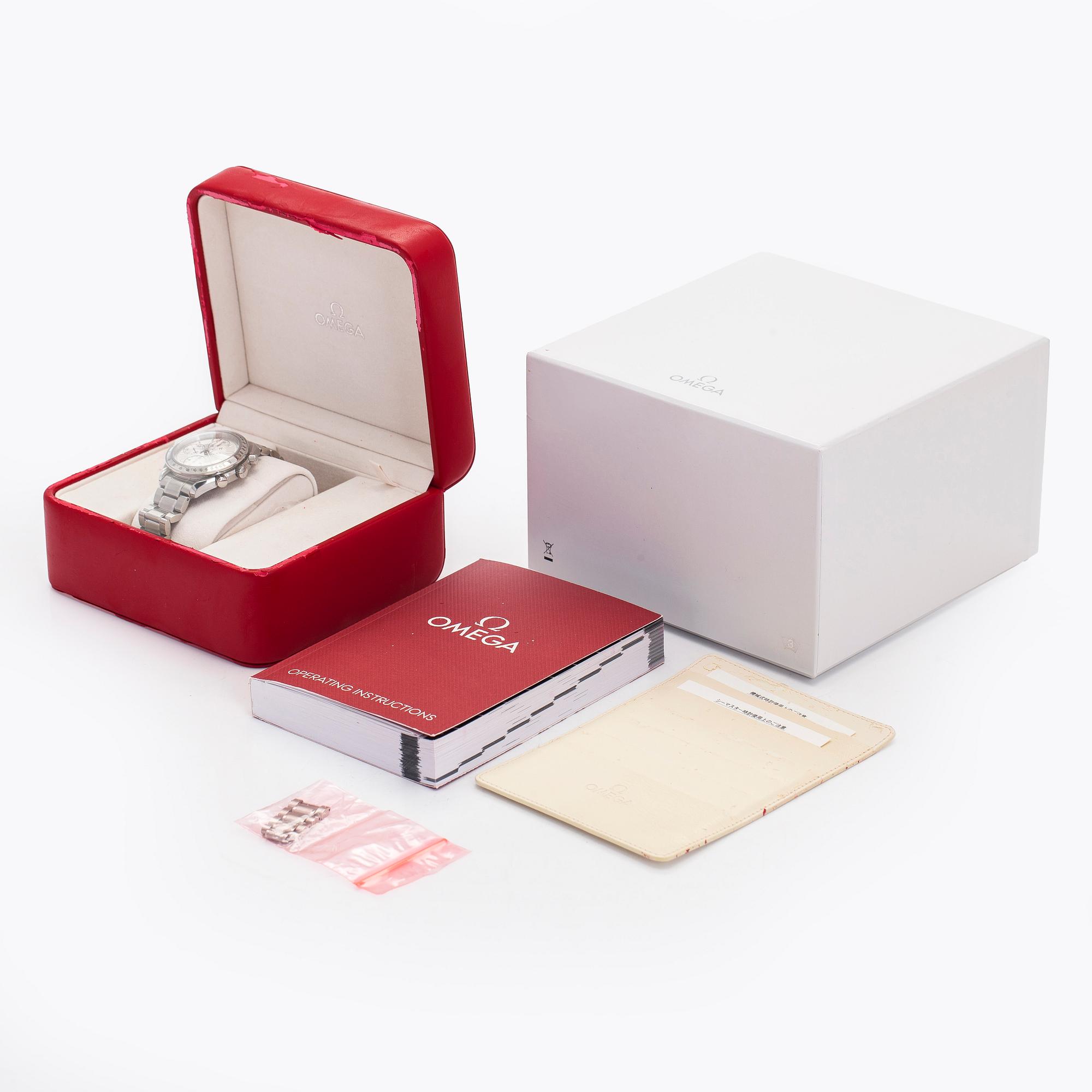 Omega, Speedmaster, Date, kronografi, rannekello, 39 mm.