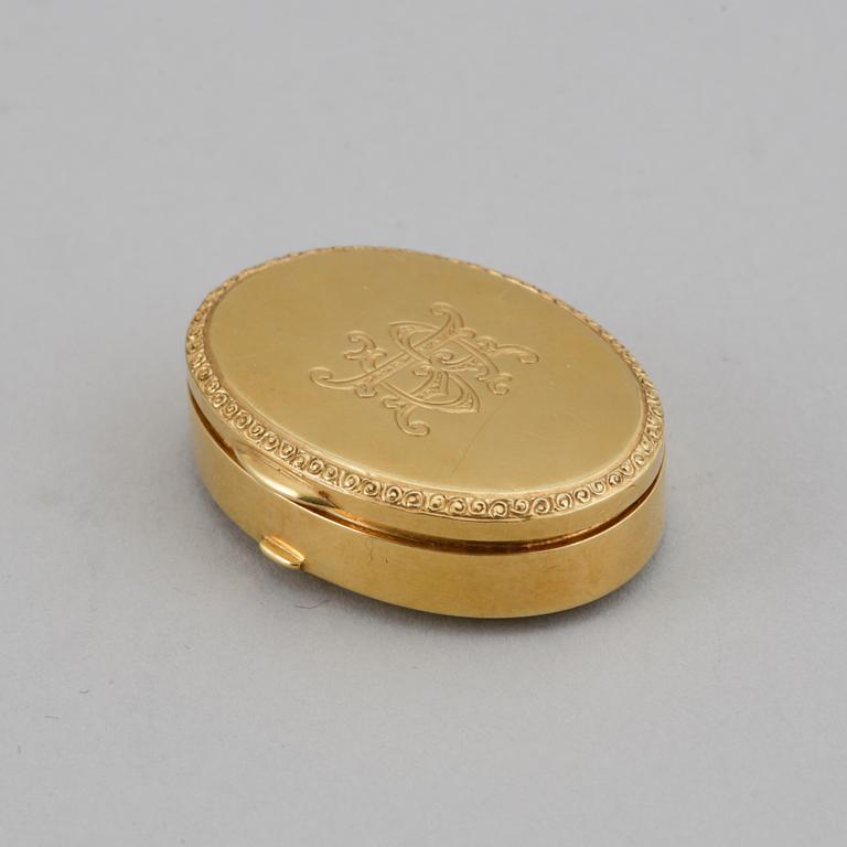 Dosa, 18K guld, svensk importstämpel.