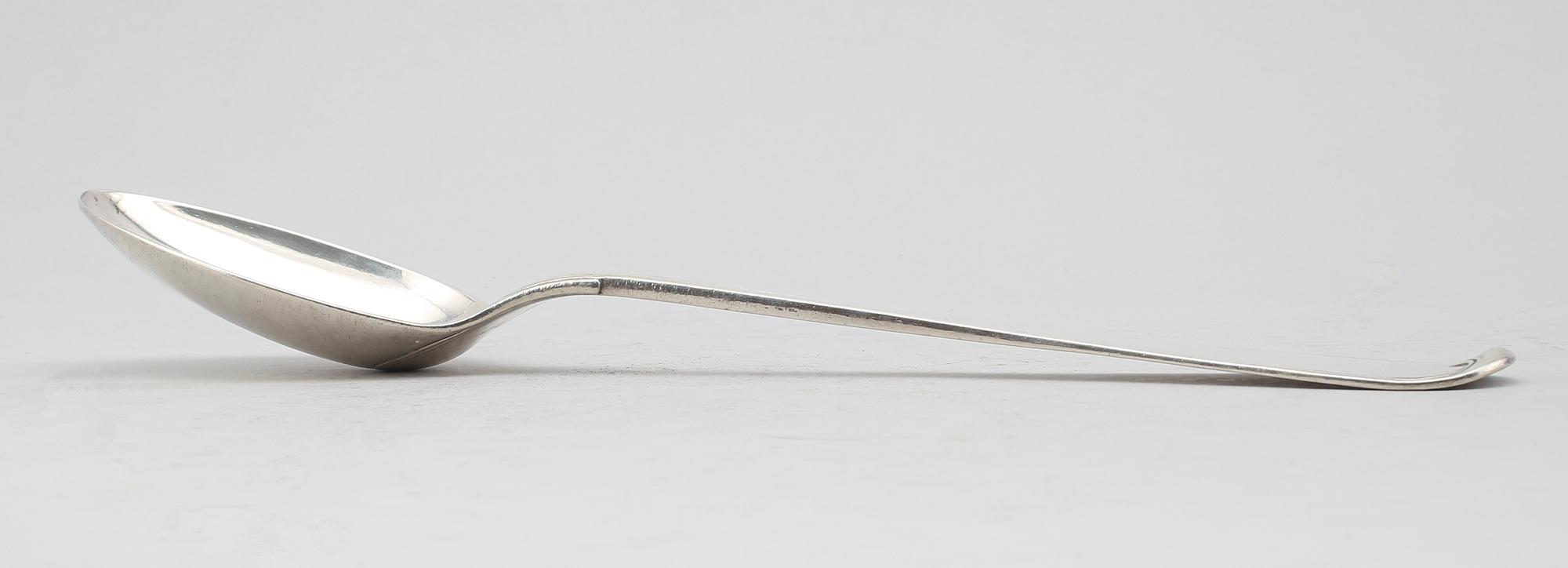 RAGUSKED, silver, Jacob Engelberth Torsk, Stockholm 1870. Vikt ca 155 gram.