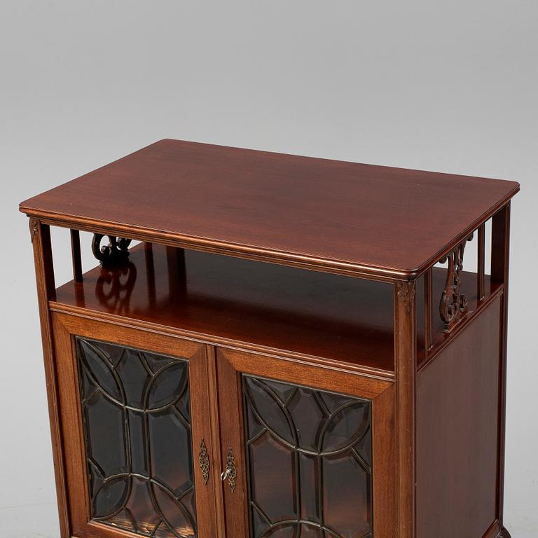 An early 20th Century art noveau cabinet by Myrstedt & Stern.