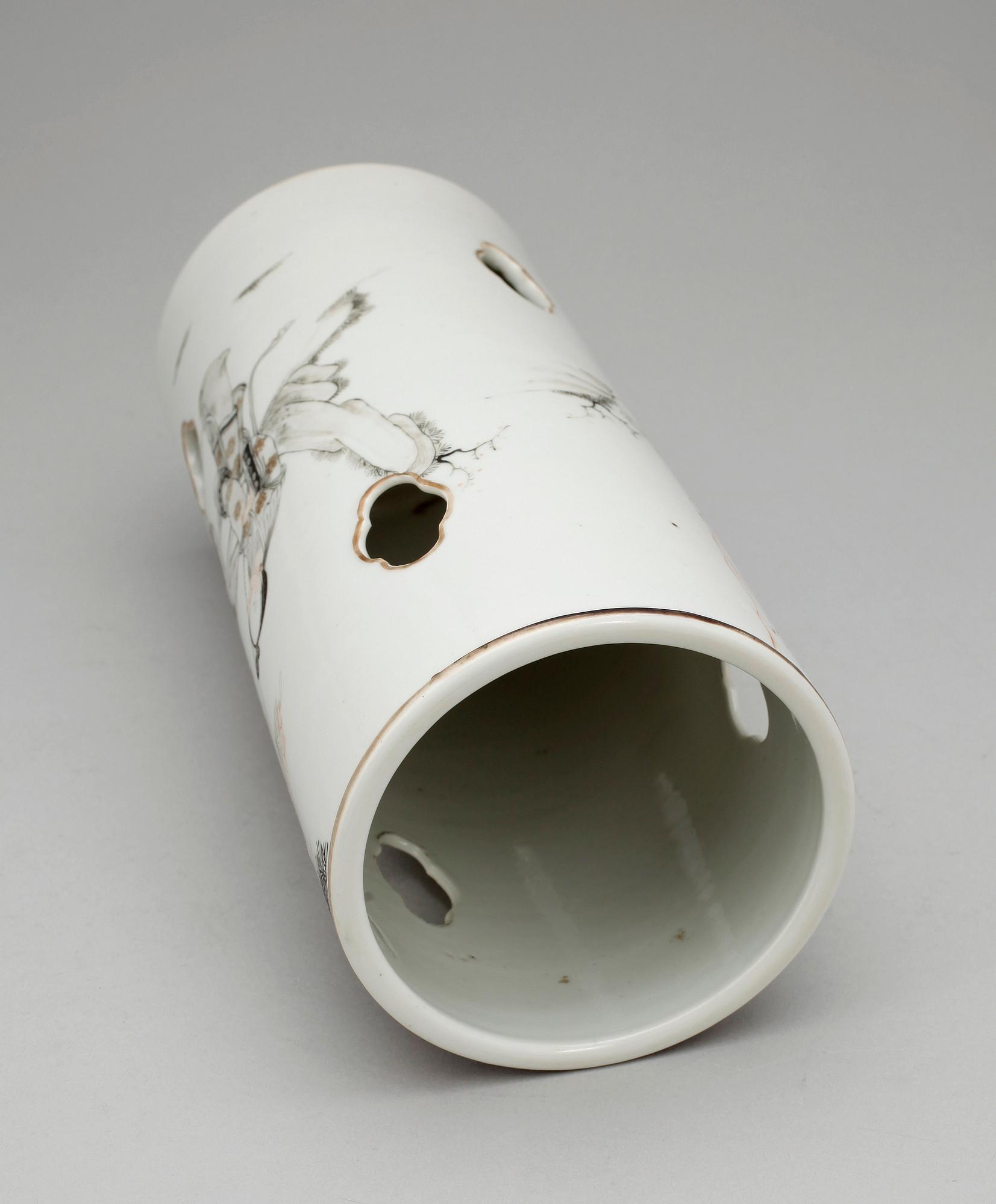 PERUKVAS, porslin, Kina, 1900-tal.