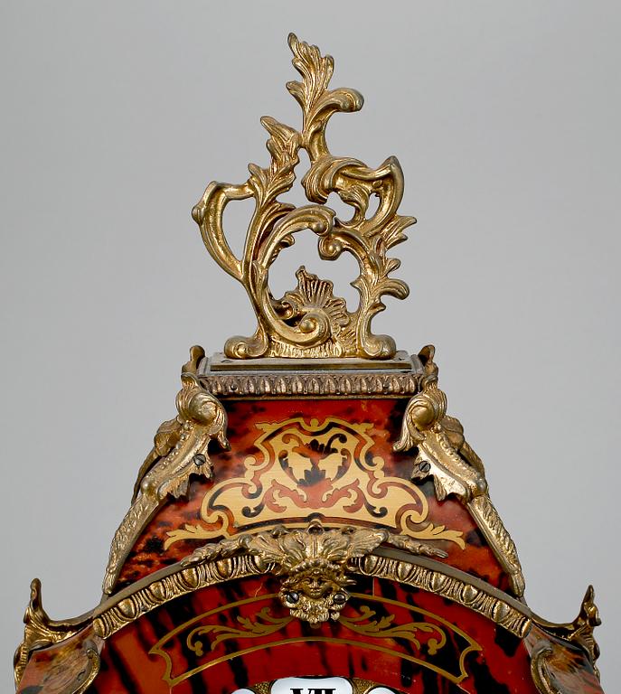 BORDSPENDYL, Boulle-stil, omkring år 1900.