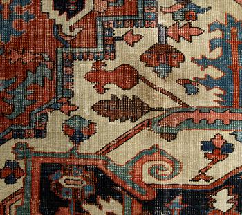 Matto, an antique Heriz, ca 364 x 277 cm.