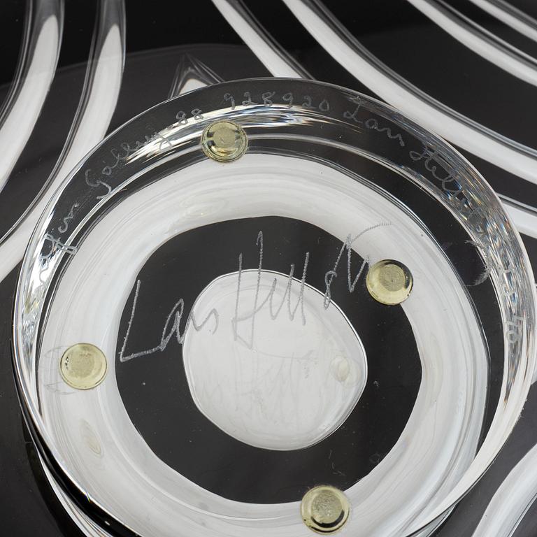 Lars Hellsten, a glass bowl, Orrefors Gallery, 1988.