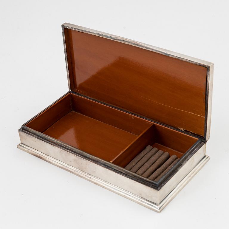 A 20th century sterling silver box.