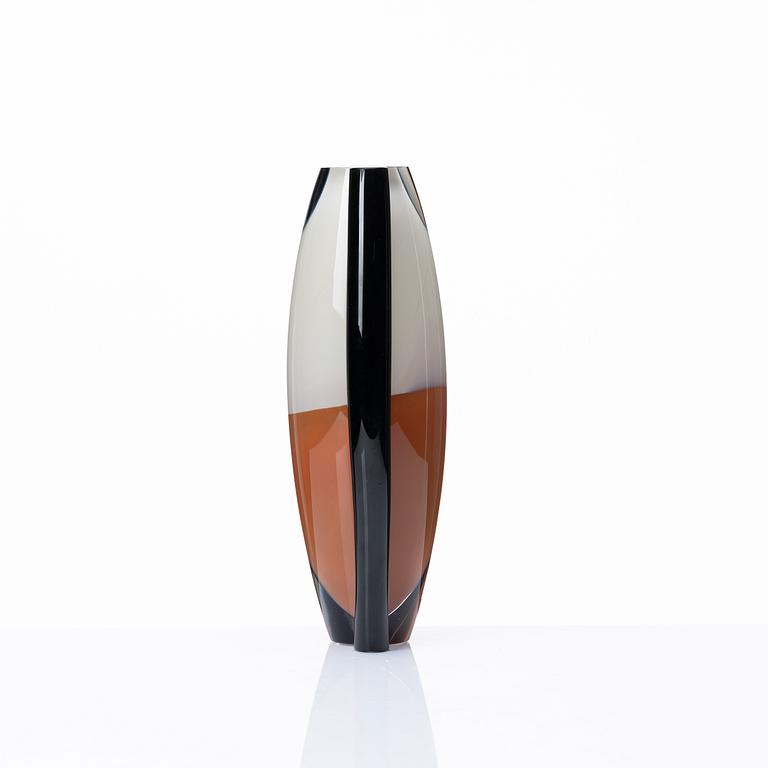 Matz Borgström, a glass vase, Orrefors, Sweden 1989.