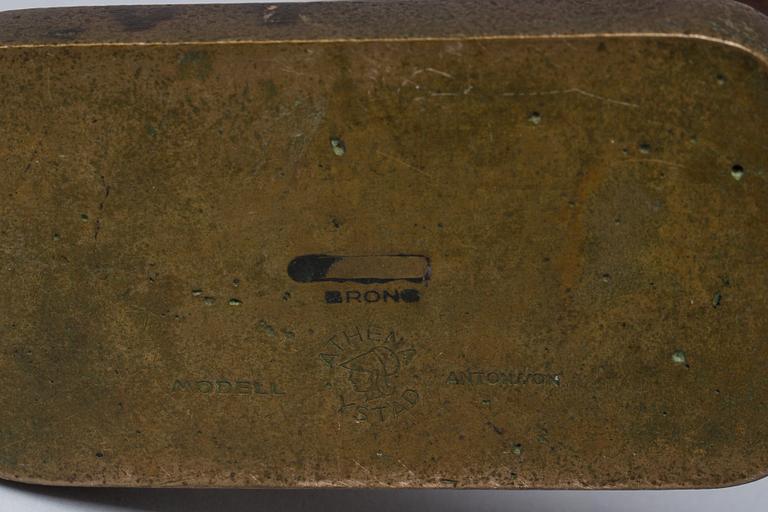 FIGURINER, brons, 2 st, bl a Athena Ystad.