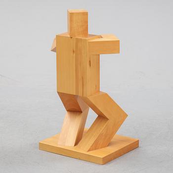 John-Erik Göransson, sculpture in wood, signed with monogram and dated JEG -95 underneath.