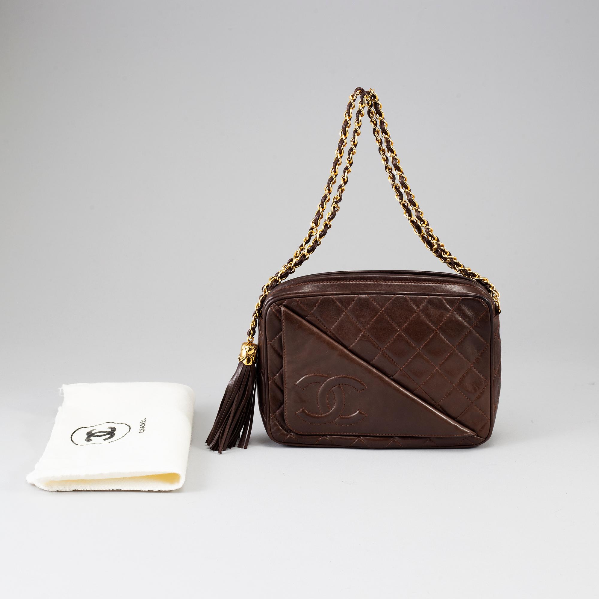 CHANEL, a chain bag, 1989-1991.