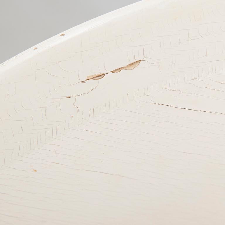 A Tulip Side Table ø 51 cm by Knoll.