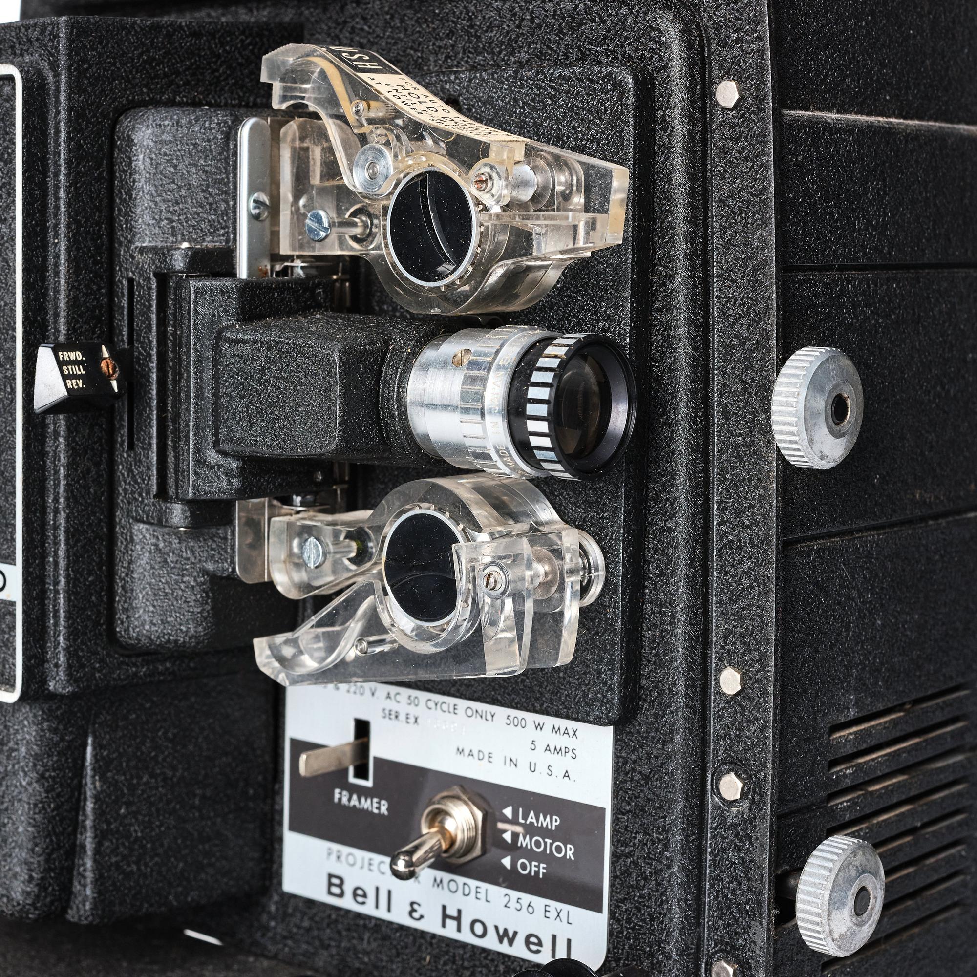 a Bell & Howell "Autoload" projector model 256 EXL, with case, U.S.A. Alva & Gunnar Myrdal Collection.