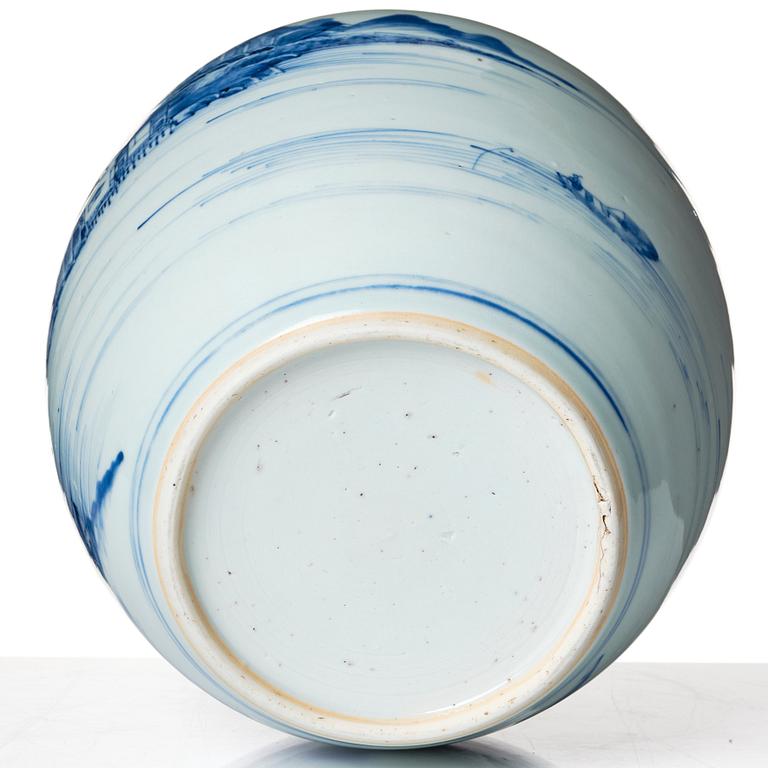 A large blue and white  jar, Qing dynasty, early 18th Century.