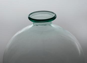 A glass vase, possibly by Napoleone Martinuzzi or Vetorio Zecchin, MVM Cappellin Murano, first half of the 20th century.