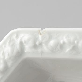 Matservis, 73 delar. porslin, "Maria Björnbär", Rosenthal, Tyskland.