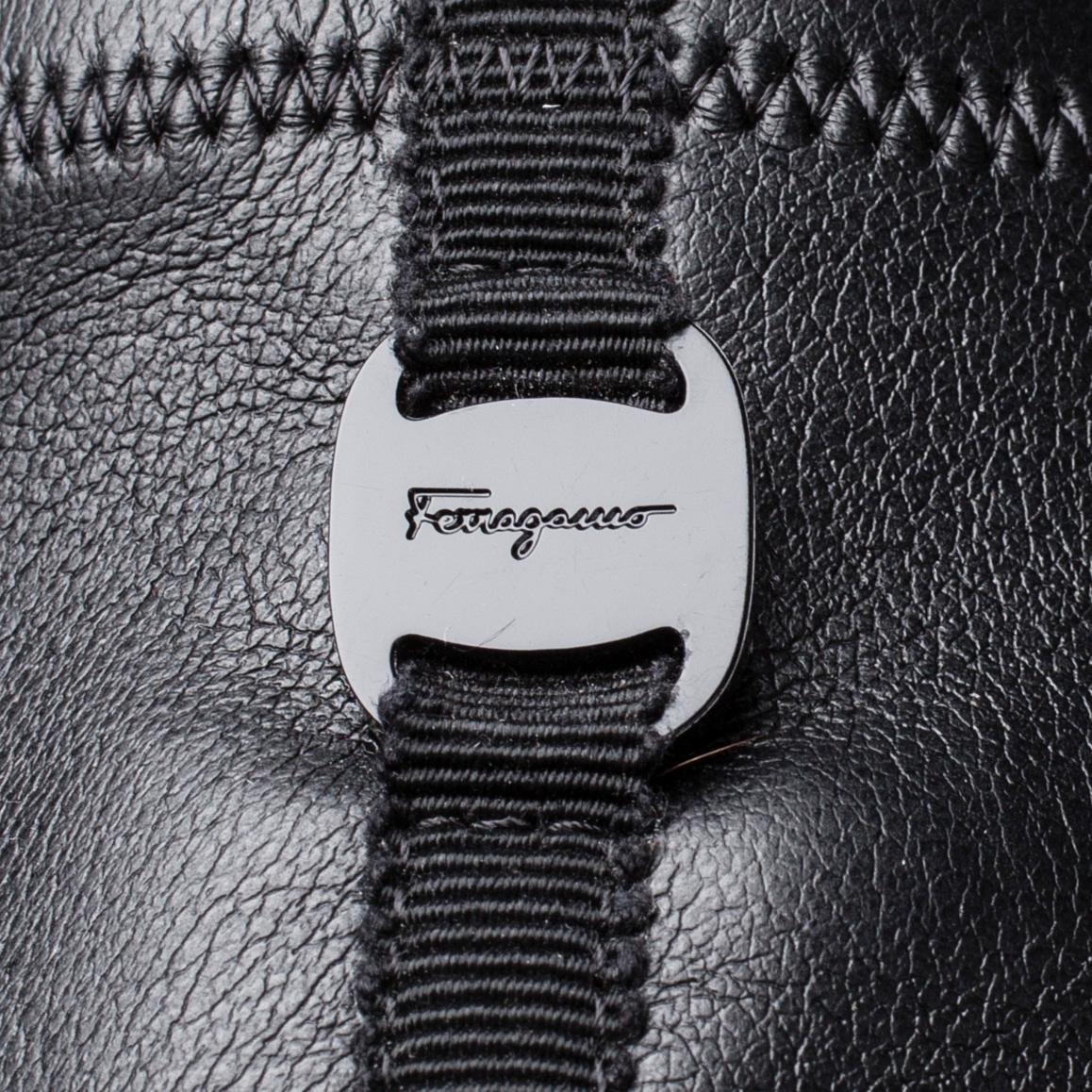 SKOR, Salvatore Ferragamo.