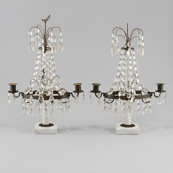BORDSLYSTRAR, ett par, gustaviansk stil, 1900-talets första del.