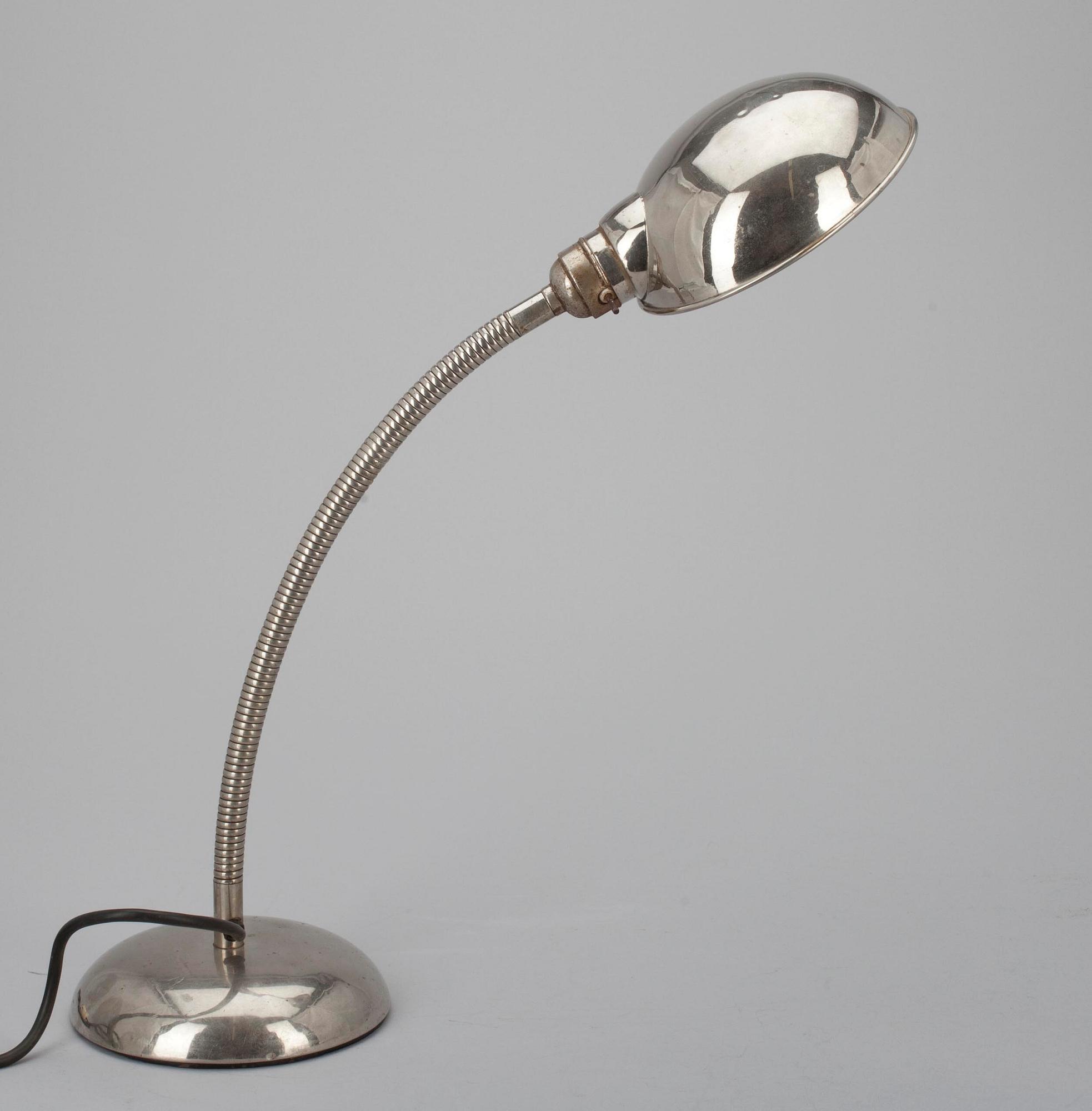 BORDSLAMPA, förnicklad metall, 1900-talets mitt.
