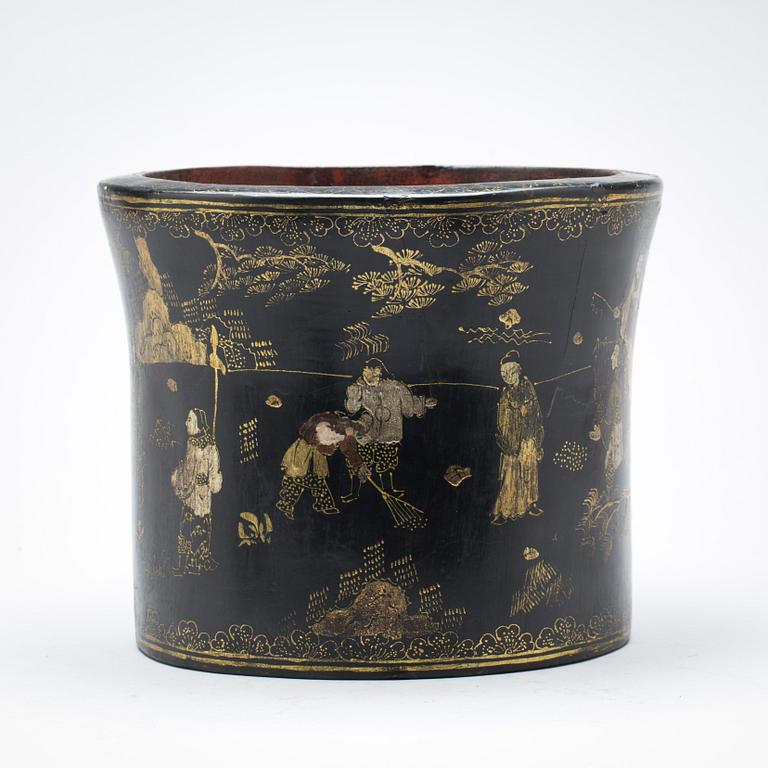 PENSELVAS, Kina. Lackarbete. 1800-tal.