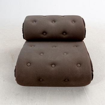 Loungefåtölj  "Roulade" Kibisi för Versus  2000-tal.